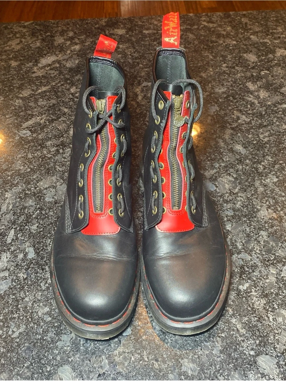 Dr. Martens sturdy black